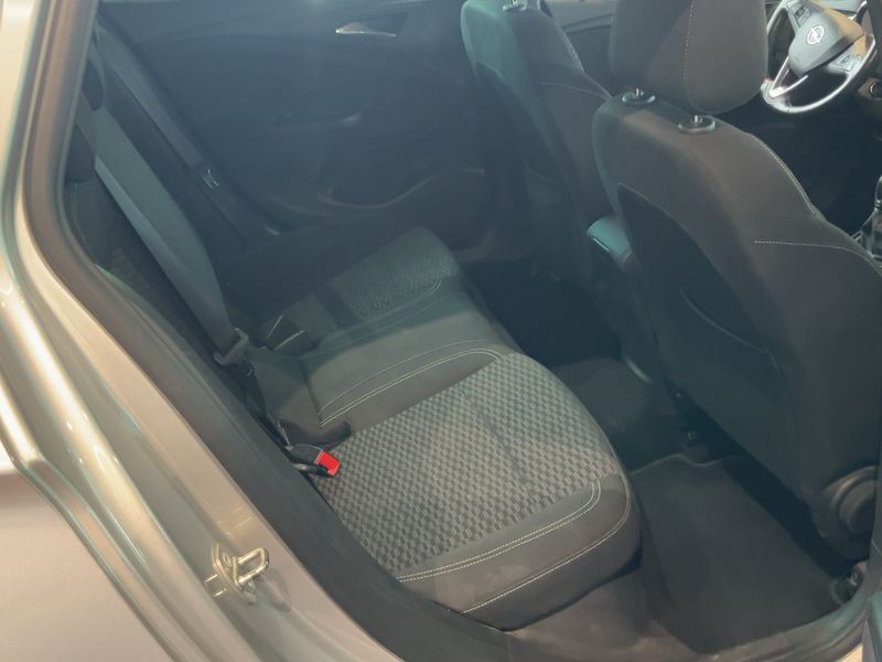 Opel Astra 1.4 SIDI Turbo ON 2018 – снимка 20