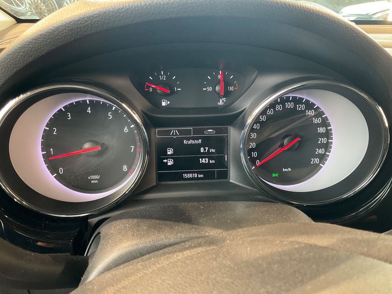 Opel Astra 1.4 SIDI Turbo ON 2018 – снимка 19