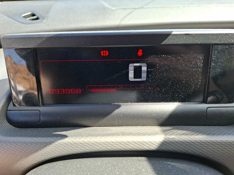 Citroen C4 Cactus 1.2 e-THP Shine Edition 2016 – снимка 12