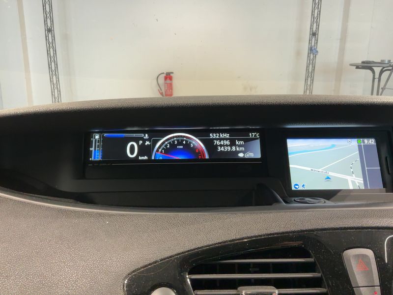 Renault Scenic 2.0 Dynamique 2012 – снимка 18