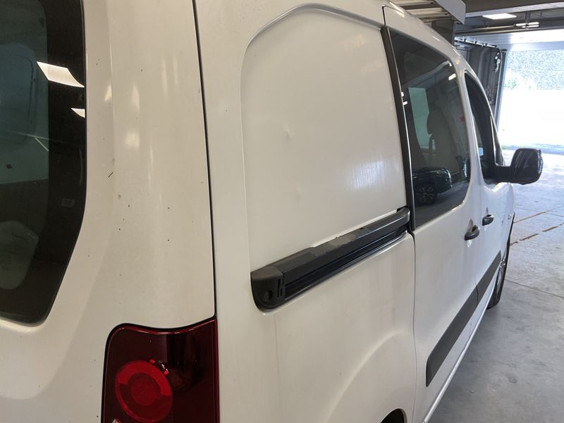 Peugeot Partner 1.6 Blue-HDi L1 Komfort Plus 2016 – снимка 24