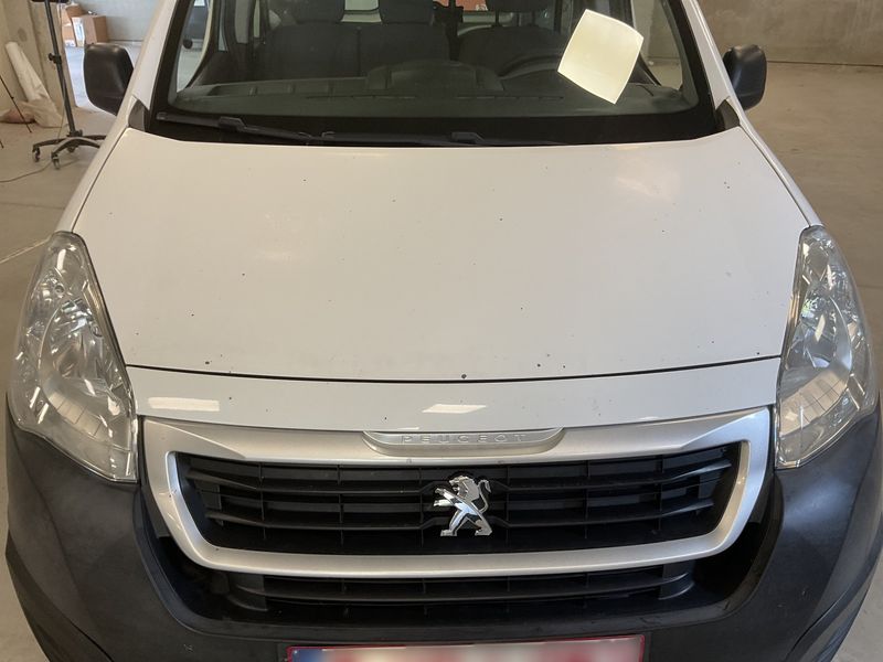 Peugeot Partner 1.6 Blue-HDi L1 Komfort Plus 2016 – снимка 38