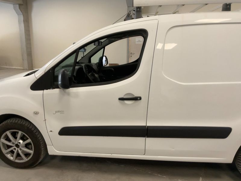 Peugeot Partner 1.6 Blue-HDi L1 Komfort Plus 2016 – снимка 4