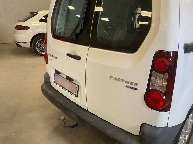 Peugeot Partner 1.6 Blue-HDi L1 Komfort Plus 2016 – снимка 37