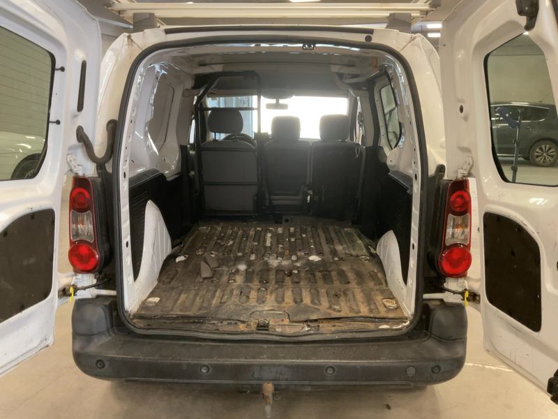 Peugeot Partner 1.6 Blue-HDi L1 Komfort Plus 2016 – снимка 15