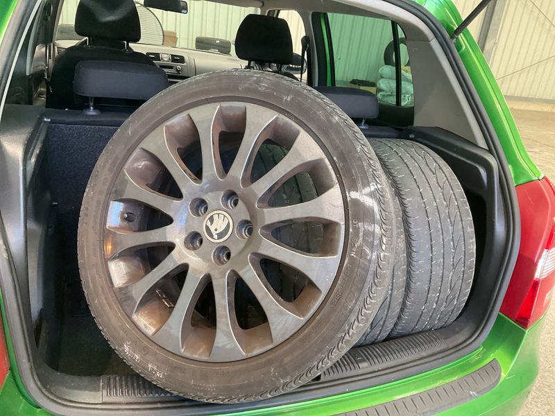 Skoda Fabia 1.2 TSI Fresh 2013 – снимка 15