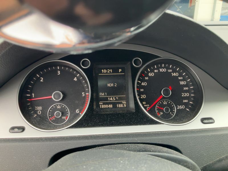 Volkswagen Passat 2.0 TDI Comfortline 2009 – снимка 13
