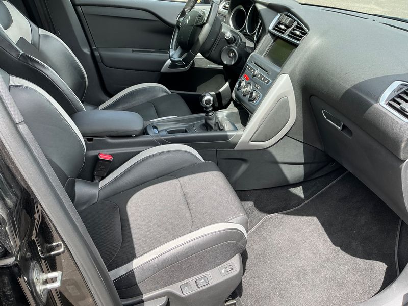 Citroen DS4 1.2 PureTech SoChic 2015 – снимка 16