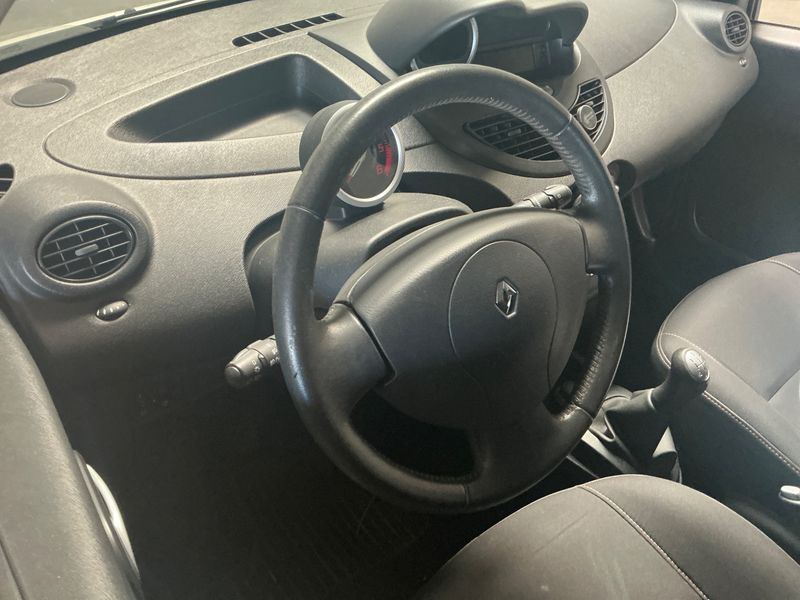 Renault Twingo 1.5 dCi Dynamique 2009 – снимка 24