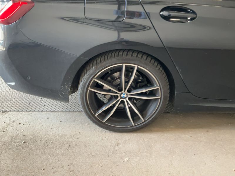 BMW 3er 320d Mild-Hybrid xDrive M Sport 2020 – снимка 9