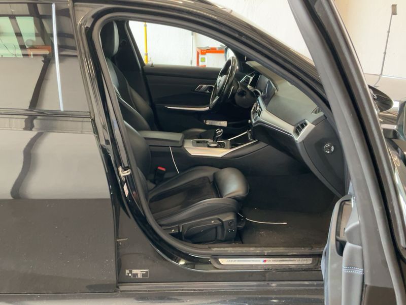 BMW 3er 320d Mild-Hybrid xDrive M Sport 2020 – снимка 16