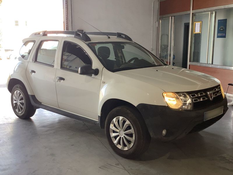 Dacia Duster 1.5 dCi Ambiance 4x4 2016 – снимка 12