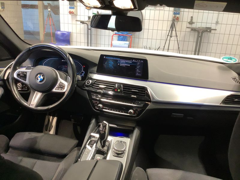 BMW 5er 530e M Sport 2020 – снимка 18