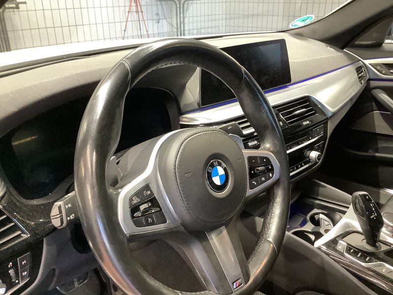 BMW 5er 530e M Sport 2020 – снимка 27
