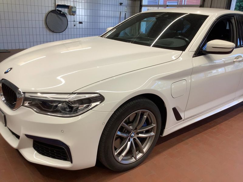 BMW 5er 530e M Sport 2020 – снимка 2