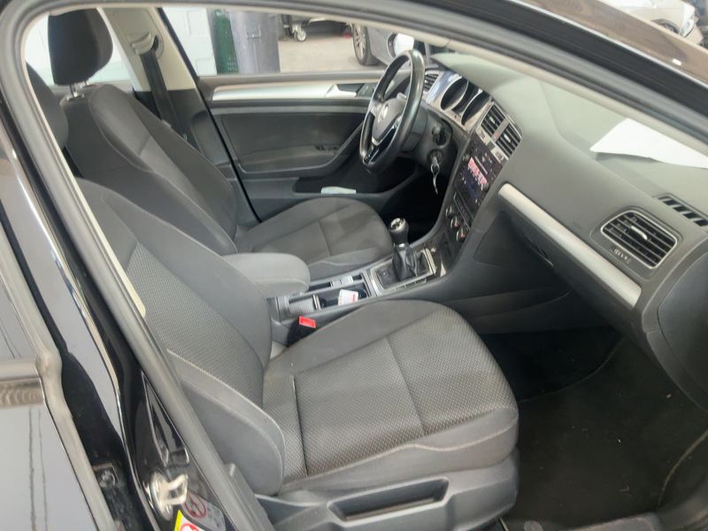 Volkswagen Golf VII 1.6 TDI Trendline BlueMotion Tech 2018 – снимка 16