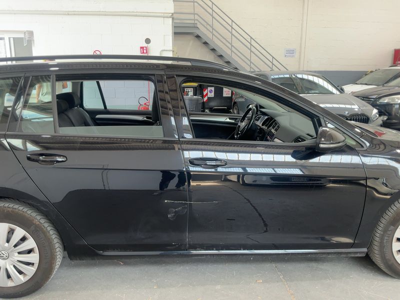 Volkswagen Golf VII 1.6 TDI Trendline BlueMotion Tech 2018 – снимка 10