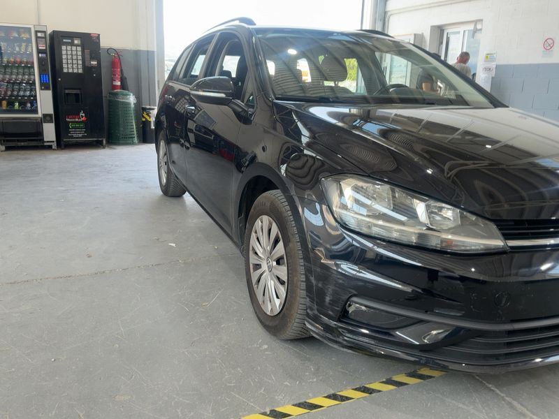 Volkswagen Golf VII 1.6 TDI Trendline BlueMotion Tech 2018 – снимка 12