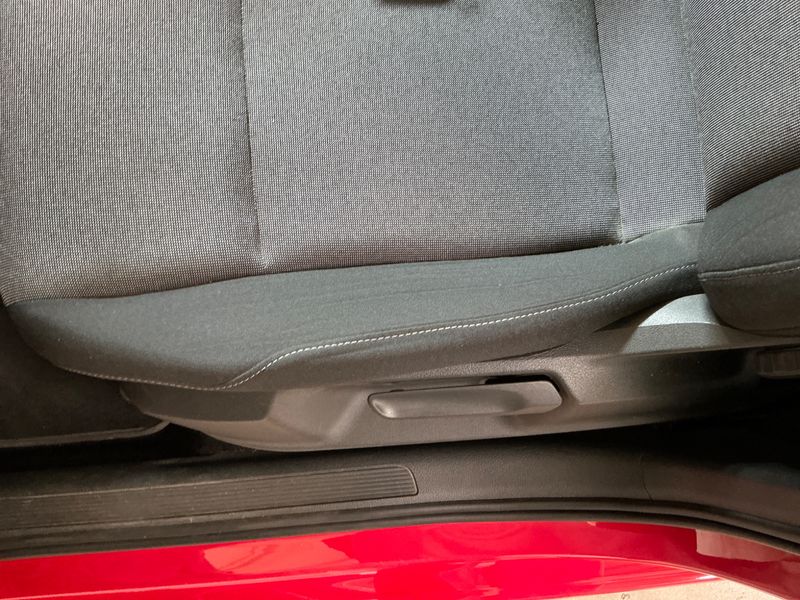 Volkswagen Golf VII Sportsvan 1.2 TSI Trendline BlueMotion Tech 2015 – снимка 27
