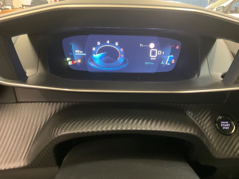 Peugeot 2008 1.2 PureTech GT 2021 – снимка 18