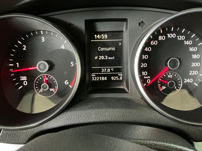Volkswagen Golf VI 1.6 TDI Highline 2010 – снимка 4