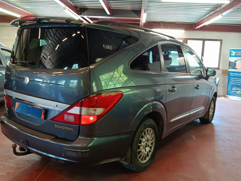 Ssangyong Rodius 270 Xdi 2005 – снимка 2