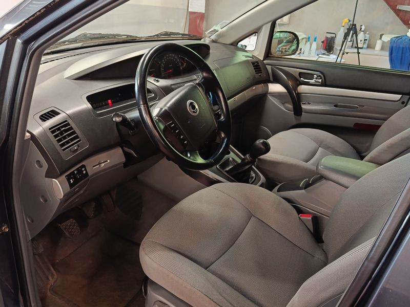 Ssangyong Rodius 270 Xdi 2005 – снимка 3