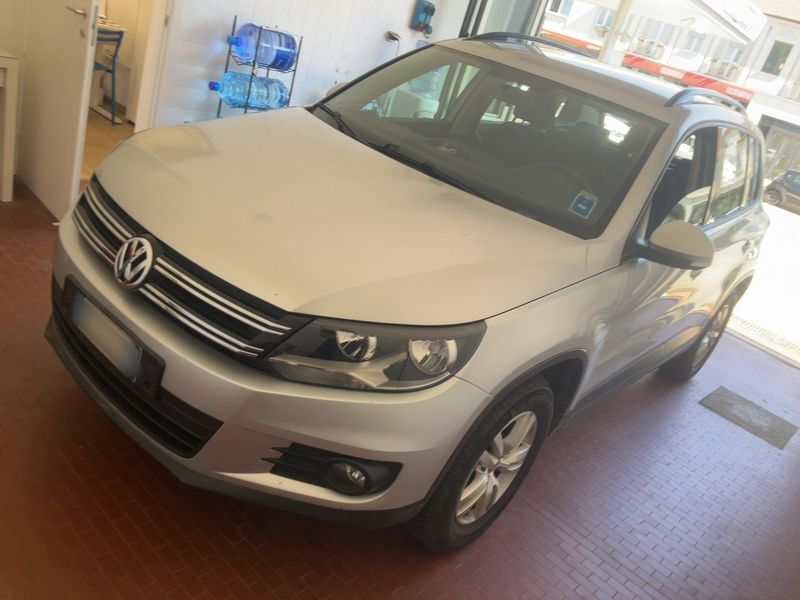 Volkswagen Tiguan 2.0 TDI Trend & Fun BlueMotion Tech 2013 – снимка 2