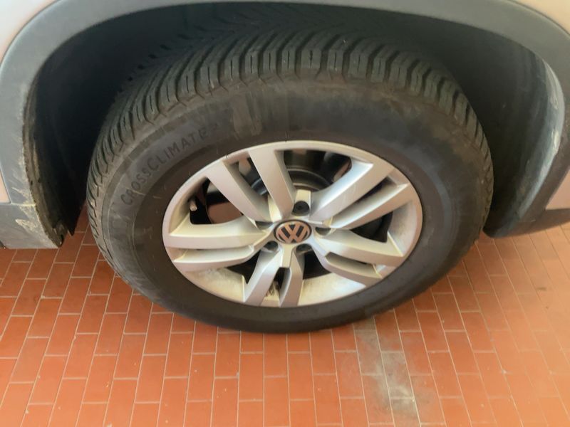 Volkswagen Tiguan 2.0 TDI Trend & Fun BlueMotion Tech 2013 – снимка 11