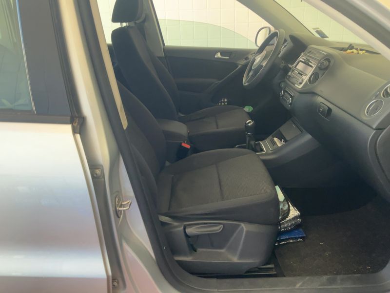 Volkswagen Tiguan 2.0 TDI Trend & Fun BlueMotion Tech 2013 – снимка 16