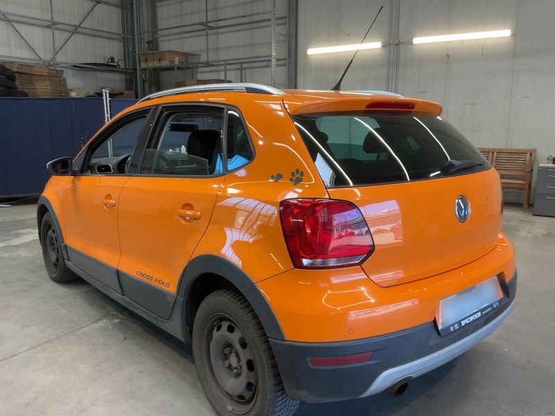 Volkswagen Polo 1.4 FSI CrossPolo 2012 – снимка 6