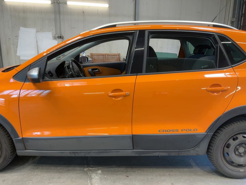 Volkswagen Polo 1.4 FSI CrossPolo 2012 – снимка 4