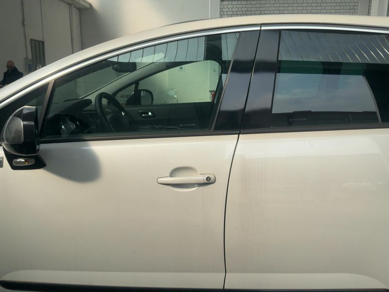 Peugeot 3008 2.0 HDi Hybrid4 2014 – снимка 4