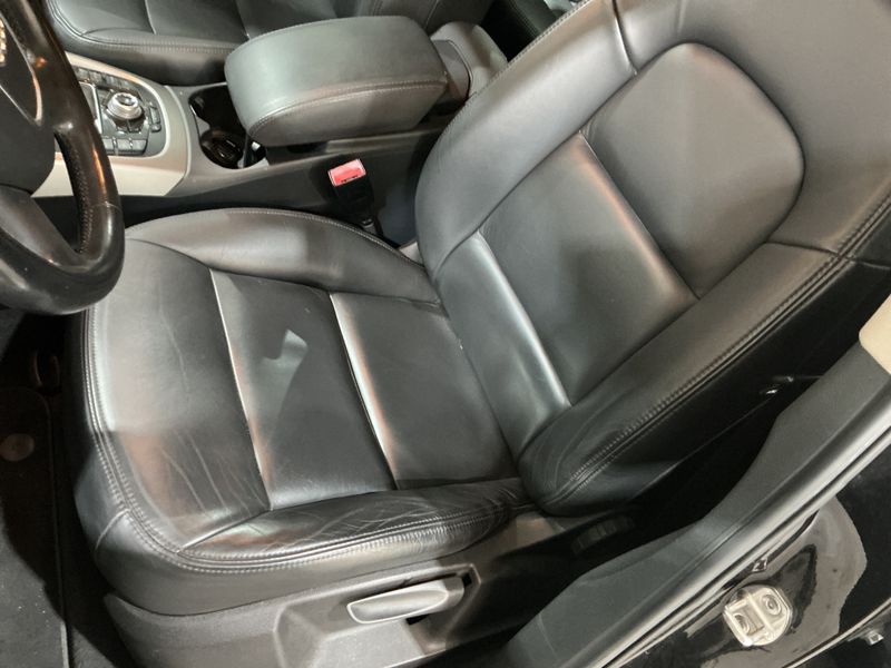 Audi Q5 2.0 TDI quattro 2010 – снимка 21
