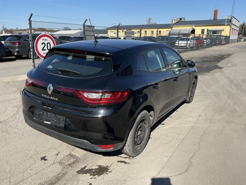 Renault Megane 1.2 TCe Energy Life 2016 – снимка 8