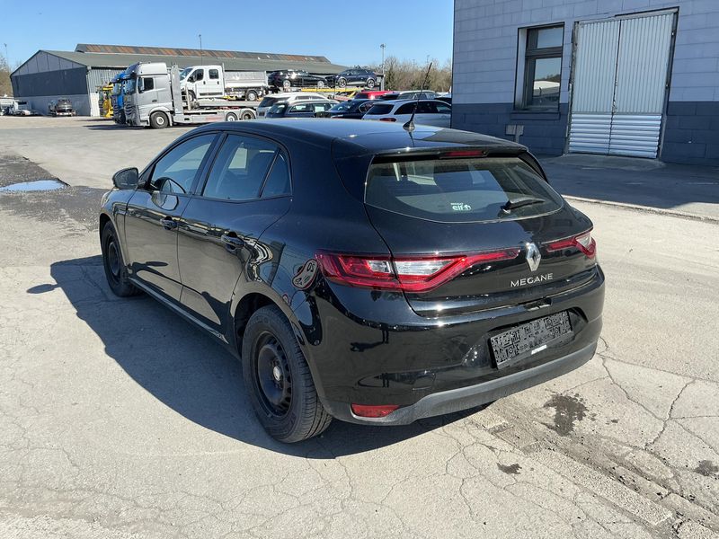 Renault Megane 1.2 TCe Energy Life 2016 – снимка 5