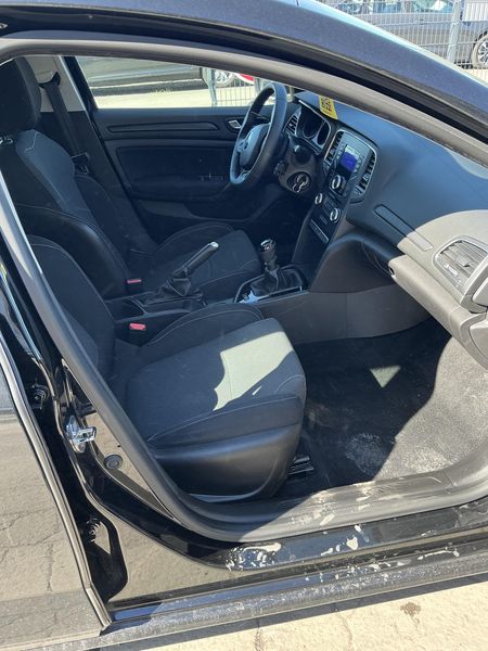Renault Megane 1.2 TCe Energy Life 2016 – снимка 16