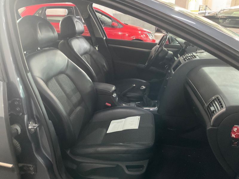 Peugeot 407 2.0 HDi ST Sport Pack 2006 – снимка 3