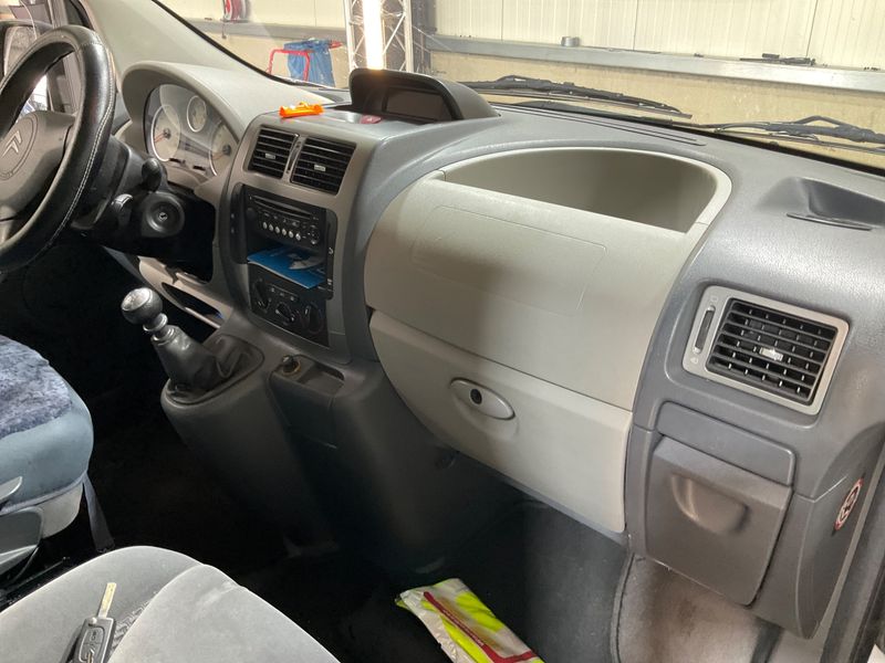 Citroen Jumpy 2.0 HDi L2 Confort 2010 – снимка 30