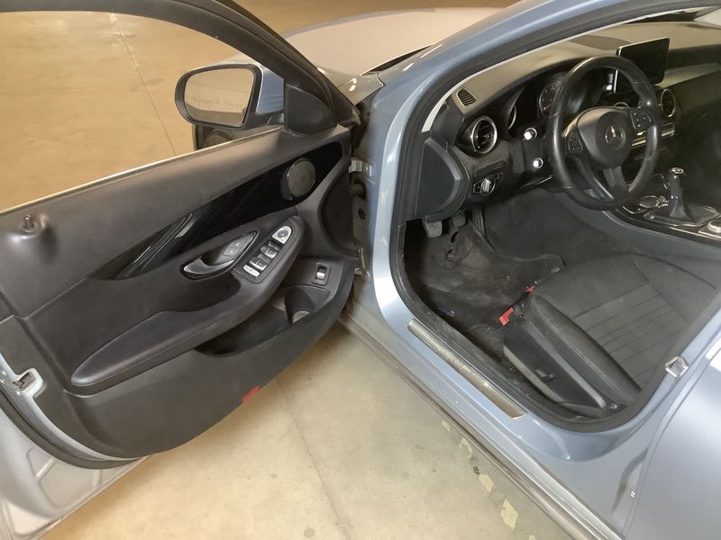 Mercedes-Benz C-Klasse C 180 d T BlueTEC Avantgarde 2018 – снимка 30