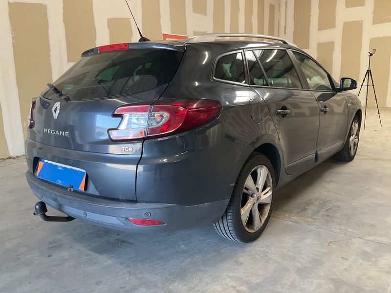 Renault Megane 1.2 Limited 2014 – снимка 2
