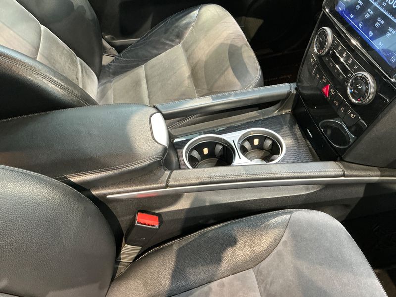 Mercedes-Benz M-Klasse ML 350 CDI 4Matic 2010 – снимка 32
