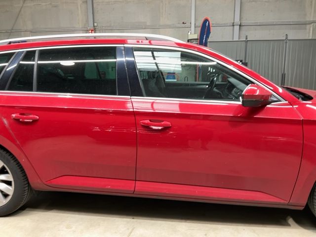 Skoda Superb 2.0 TDI Style 2018 – снимка 10