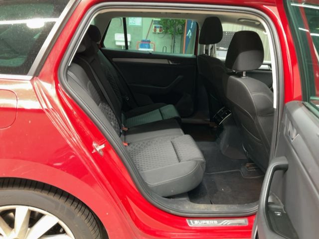 Skoda Superb 2.0 TDI Style 2018 – снимка 19