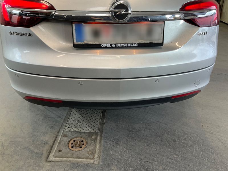 Opel Insignia Sports Tourer 1.6 CDTI DPF Edition 2017 – снимка 36
