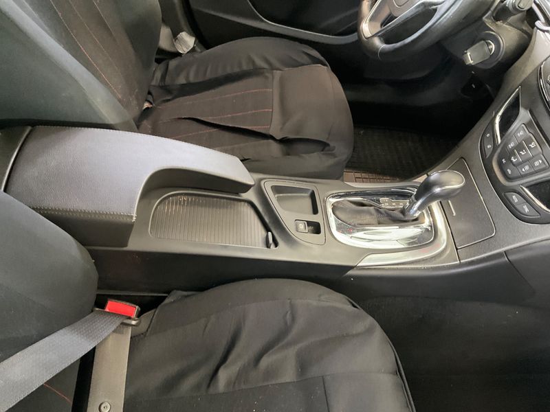 Opel Insignia Sports Tourer 1.6 CDTI DPF Edition 2017 – снимка 24