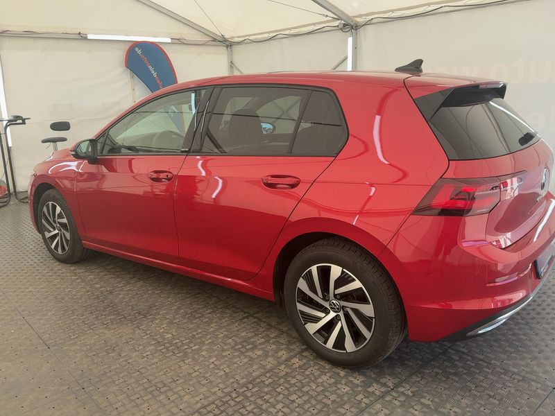 Volkswagen Golf VIII 2.0 TDI Move 2023 – снимка 6