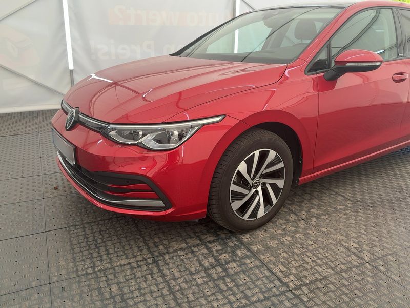 Volkswagen Golf VIII 2.0 TDI Move 2023 – снимка 2