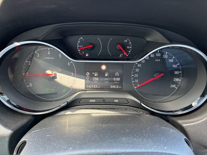 Opel Grandland X 1.2 Turbo Elite 2018 – снимка 12