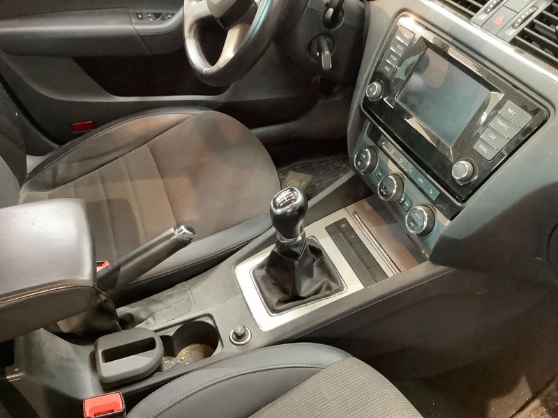 Skoda Octavia 2.0 TDI Elegance 2014 – снимка 41